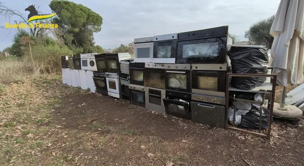 Civita Castellana, scoperta discarica a cielo aperto: una denuncia